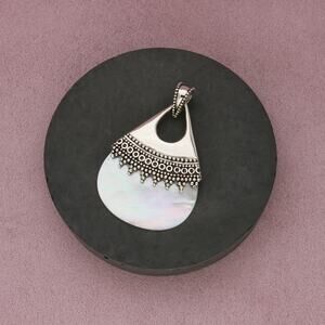sterling silver bali mother of pearl tear drop pendant